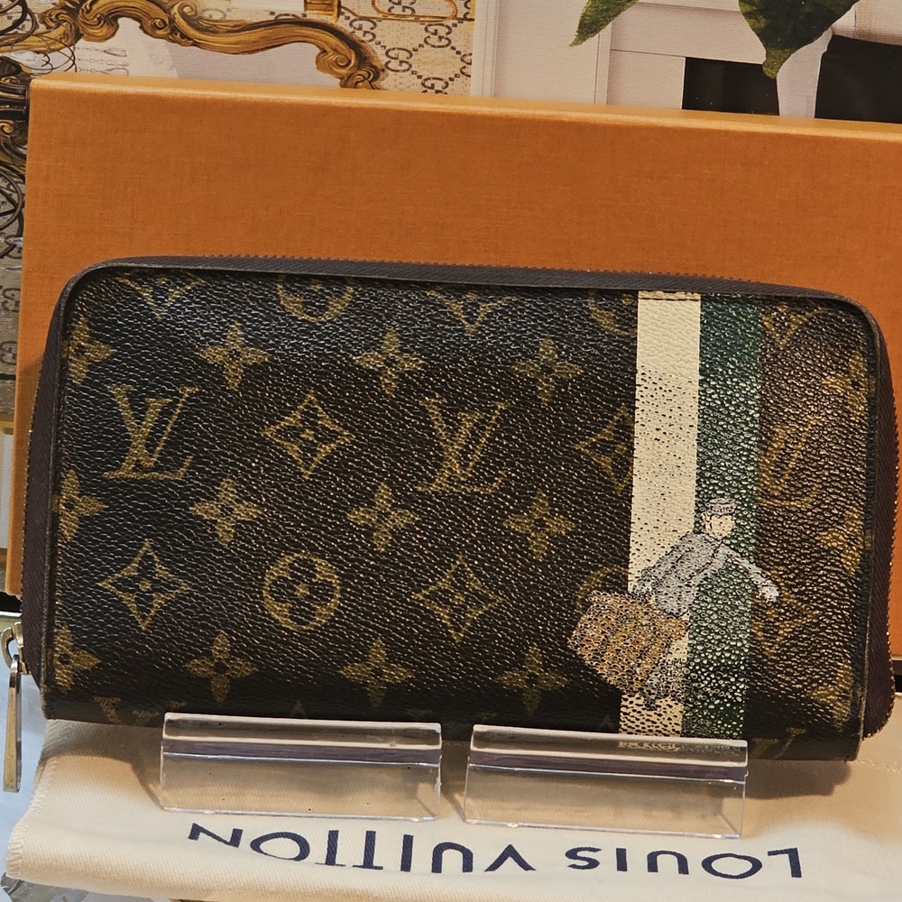 Louis Vuitton Limited Edition Monogram Porter Organizer/Wallet